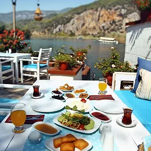 3* Отель Myra